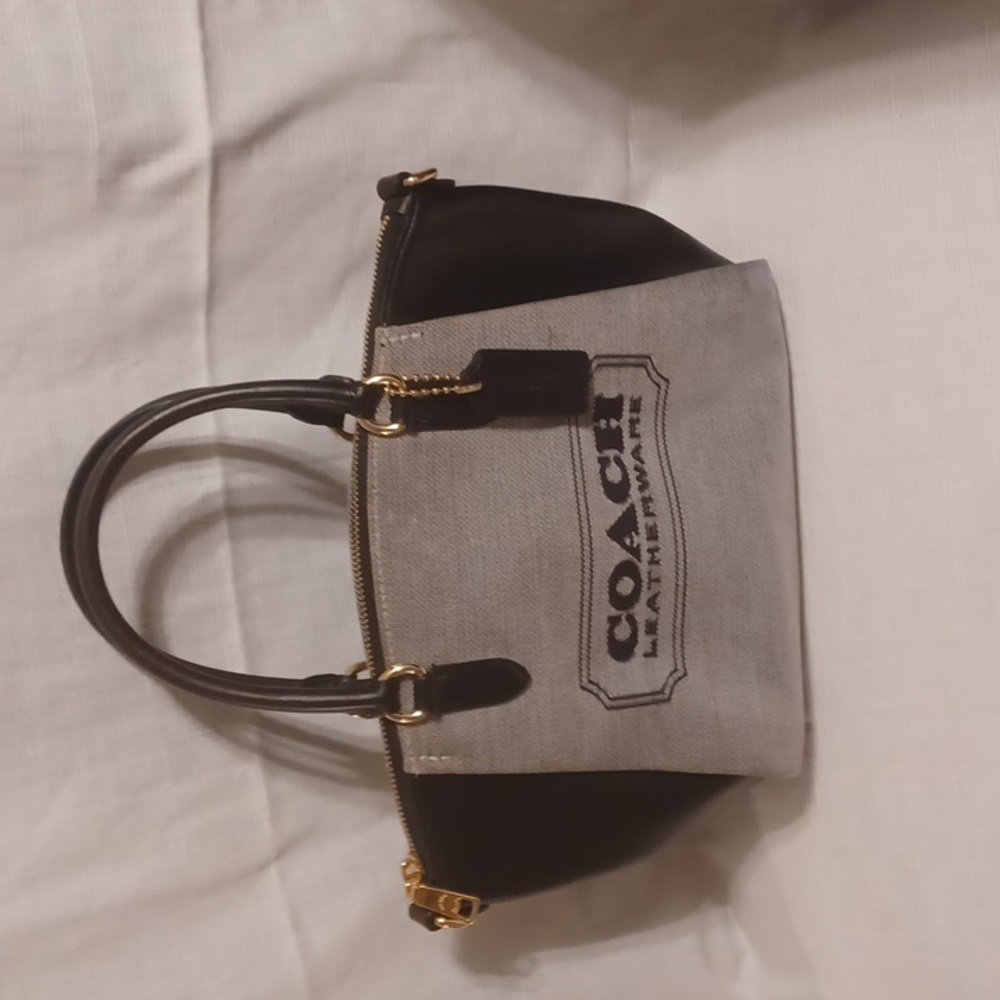 Coach handbag
